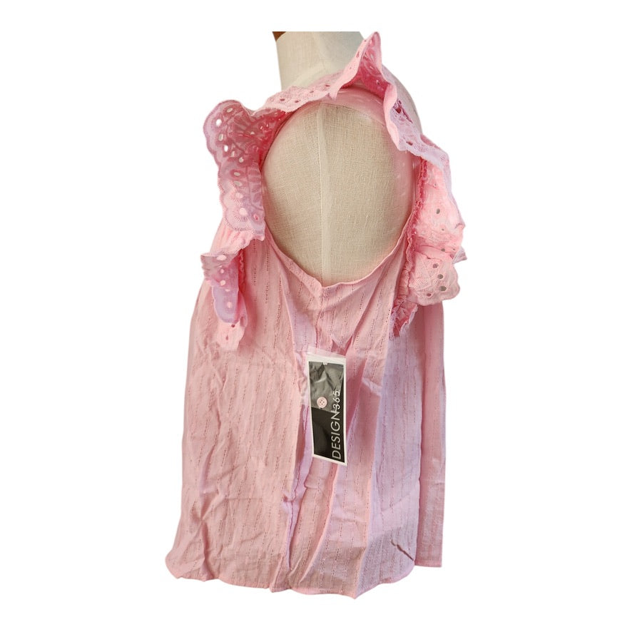 Design365 Pink Eyelet Blouse. Size Medium