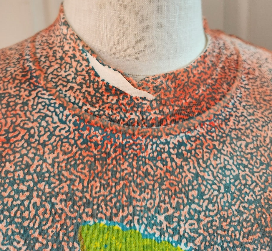 Free Style Multi-Color T-Shirt - Size Medium