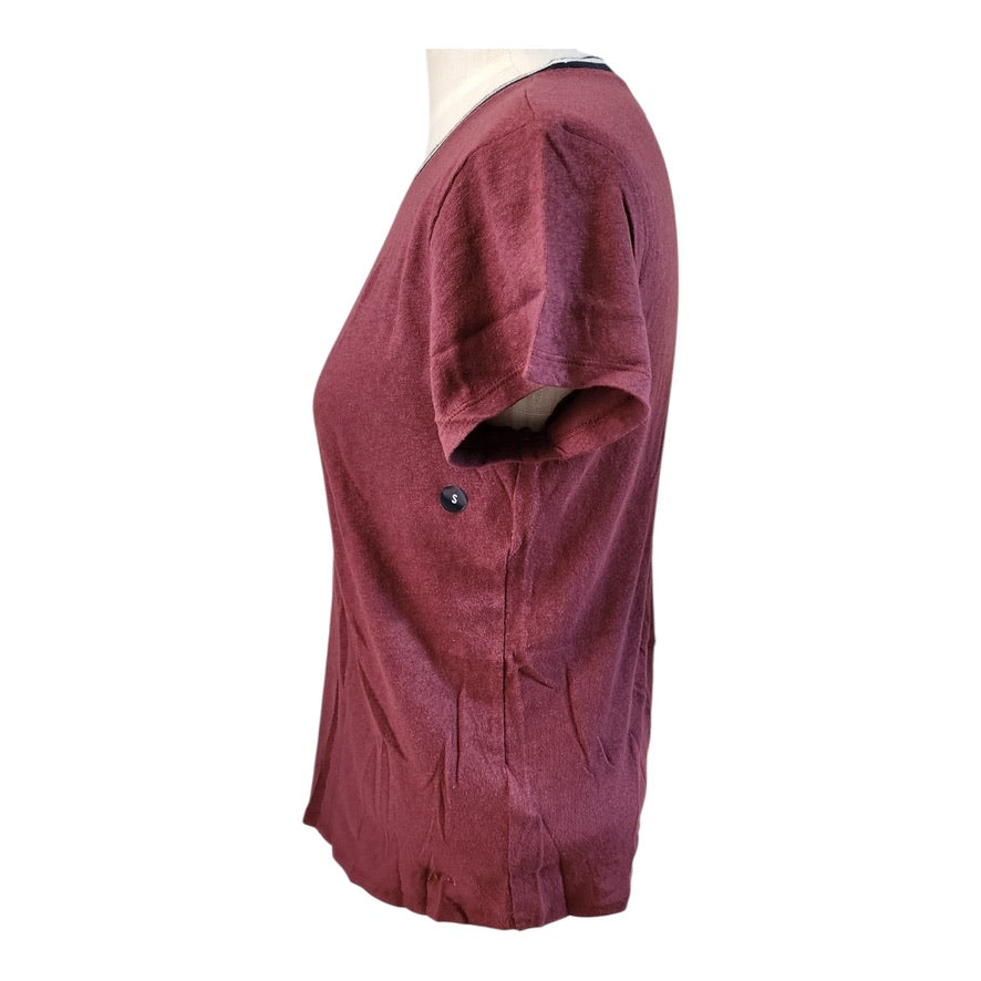 Abercrombie & Fitch Burgundy T-Shirt - Size Small