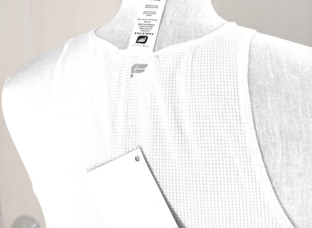 Fabletics White Cashel Cropped Swing Tank Top - Size Small