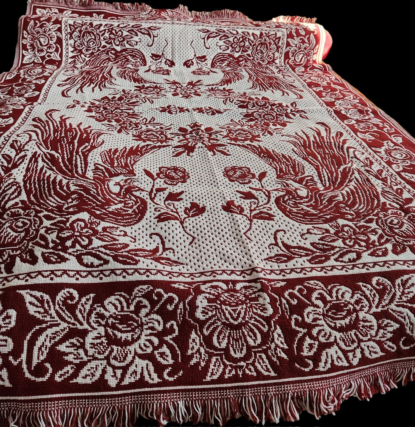 A Beautiful Pre-Owned Woven Red &amp; White Bedspread with Birds and Flowers (55.75" x 80") Twin XL